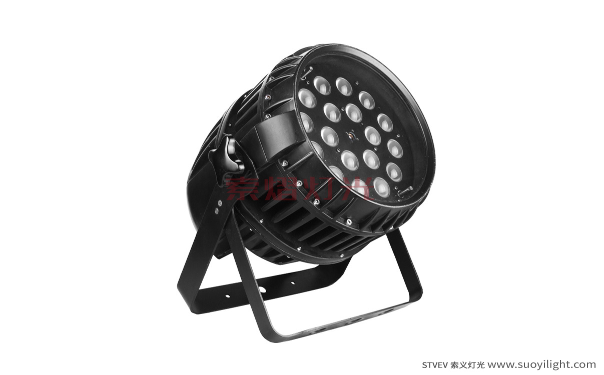 Finland18*10W LED Zoom Waterproof Par Light